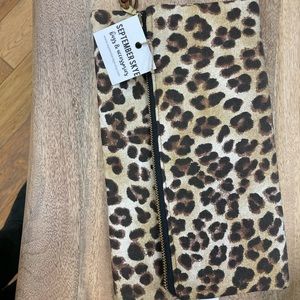 September Sky clutch animal print NWT